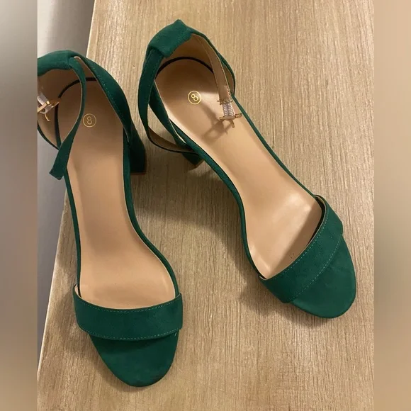 Women’s Green Block Heel Open-Toe Sandals W/ Ankle Strap Size 8 - Picture 6 of 13